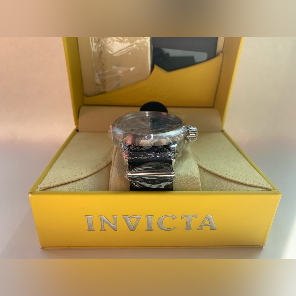 INVICTA divers watch